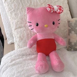 Hello kitty plush 💘 (build-a bear workshop)
